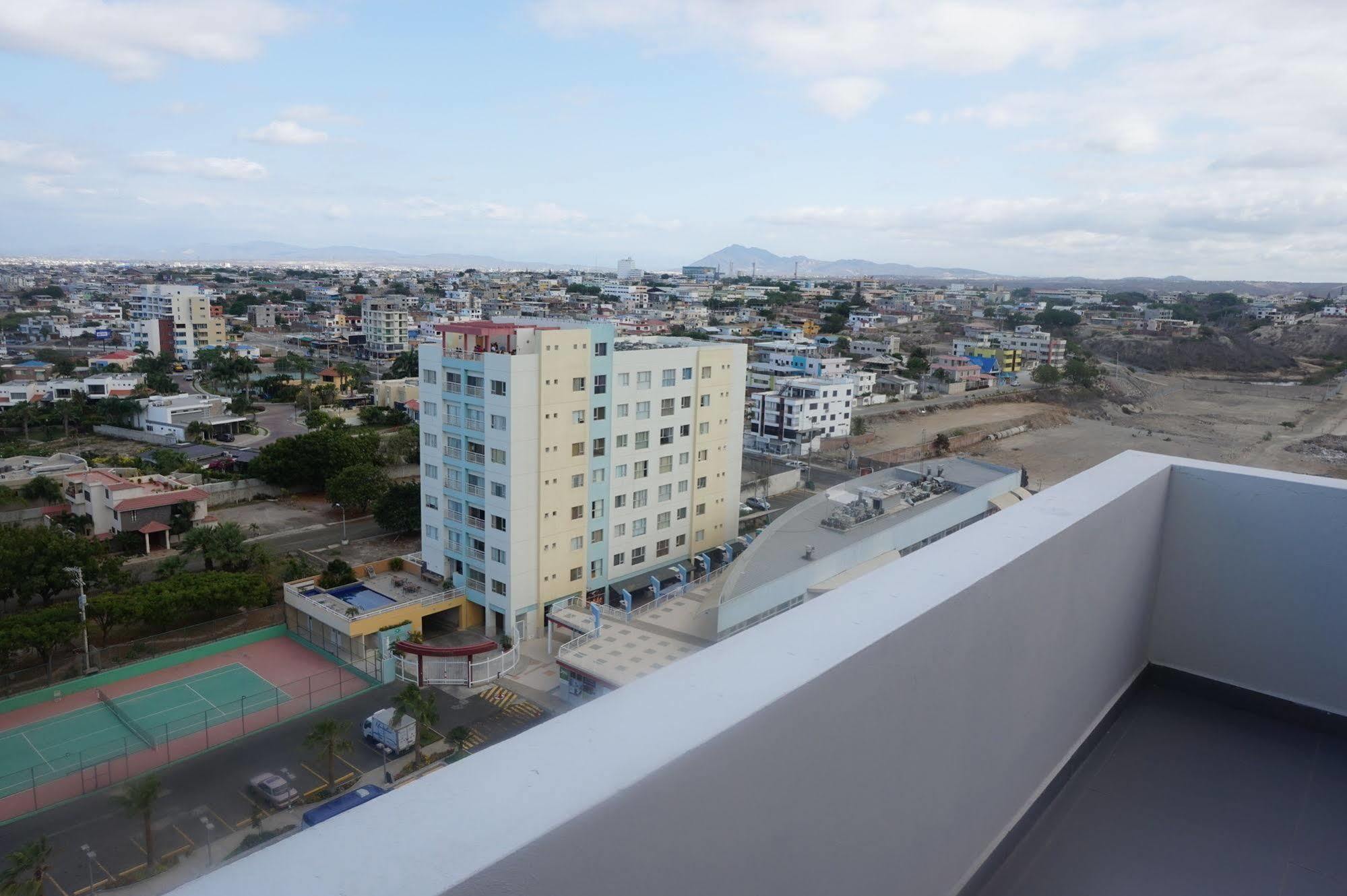 Hotel Poseidon Манта Екстер'єр фото